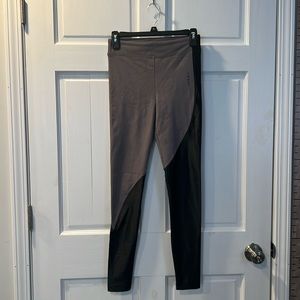 3. Size Small Koral Leggings and Bra Bundle NWOT